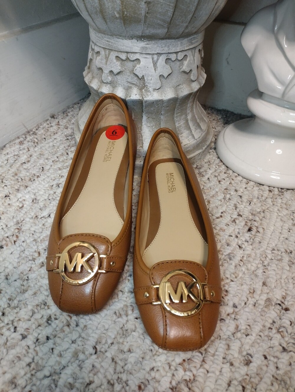 Michael Kors Fulton Light Brown Gold Logo Decorated Moccasin - Picture 2 of 7